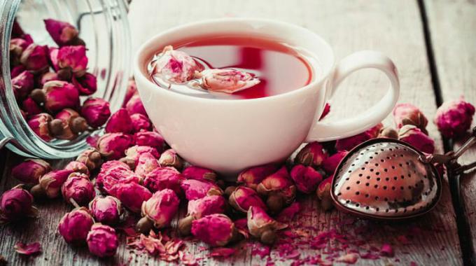 Pink tea - rose thee
