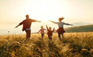 5 geweldige familietradities die uw gezin sterker en vriendelijker zullen maken