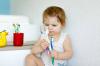 Een tandenborstel en tandpasta kiezen voor een kind: tandartsadvies