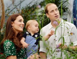 Moeder van vele kinderen Kate Middleton: hoe kinderen op te voeden in een koninklijk