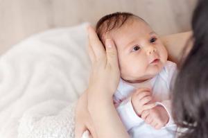 Hoe weet u of uw baby niet klaar is om te spenen?