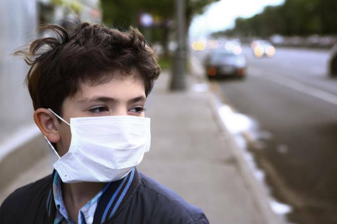 De minister van Volksgezondheid van Oekraïne vertelde hoeveel maskers je per dag nodig hebt om een ​​kind naar school te brengen