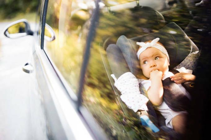 7 essentiële dingen voor een roadtrip met een baby - het zal gemakkelijker zijn met hen
