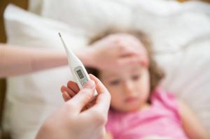 4 belangrijkste regels voor de preventie van meningitis, die elke ouder moet onthouden