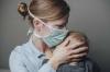 Hoe u een ziekte kunt overleven met een baby in uw armen
