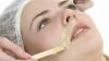 10 manieren om te helpen bij het verwijderen van de snor op zijn bovenlip