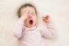 Hoe de slaap van een pasgeborene te verbeteren: 5 tips van een slaapdokter