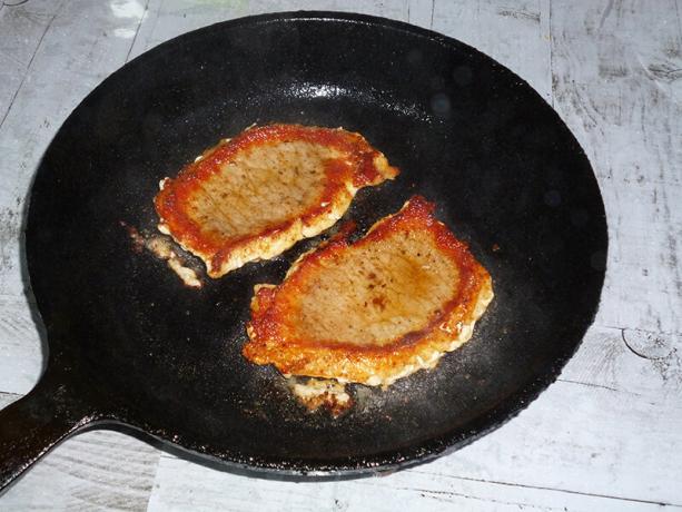 Steaks in een pan